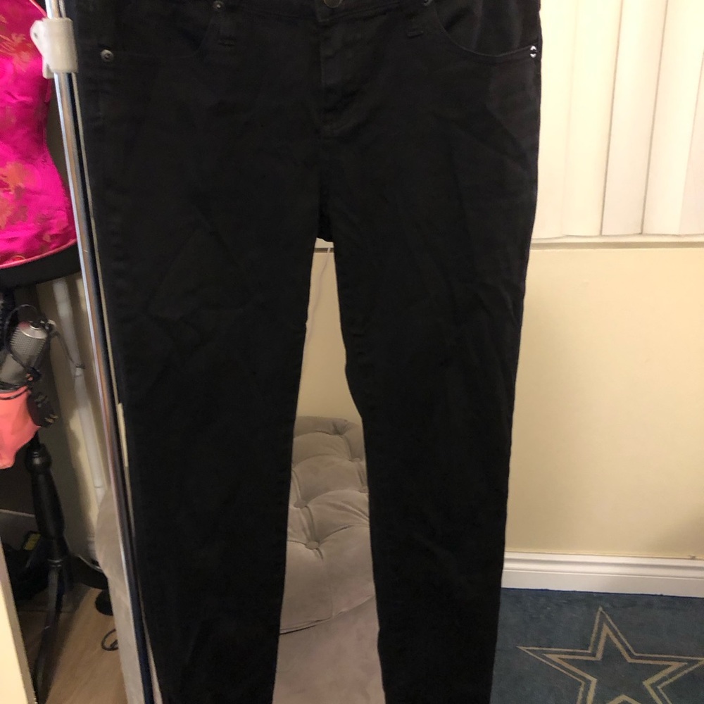 Forever 21 Black Skinny Jeans - Women's